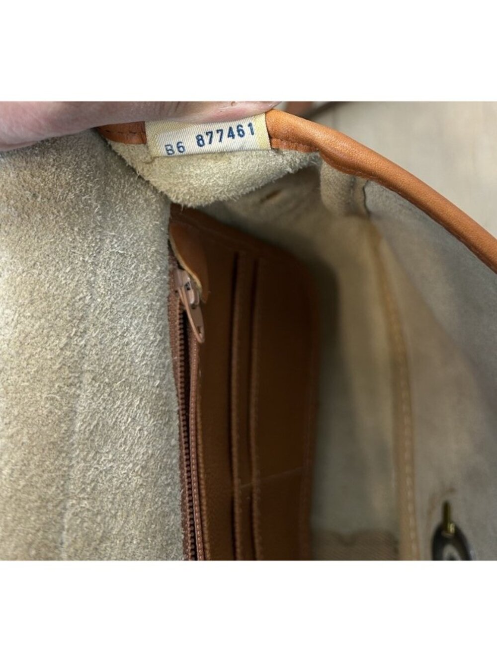1990s Dooney & Bourke 701 CARRIER Shoulder Bag Tan Cream Vintage Collection RARE - Picture 15 of 15